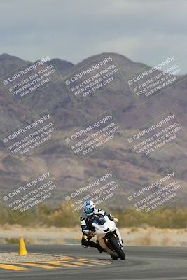 media/Feb-23-2023-Racers Edge (Thu) [[45c9a79e62]]/B Group/Session 2 (Turn 14)/